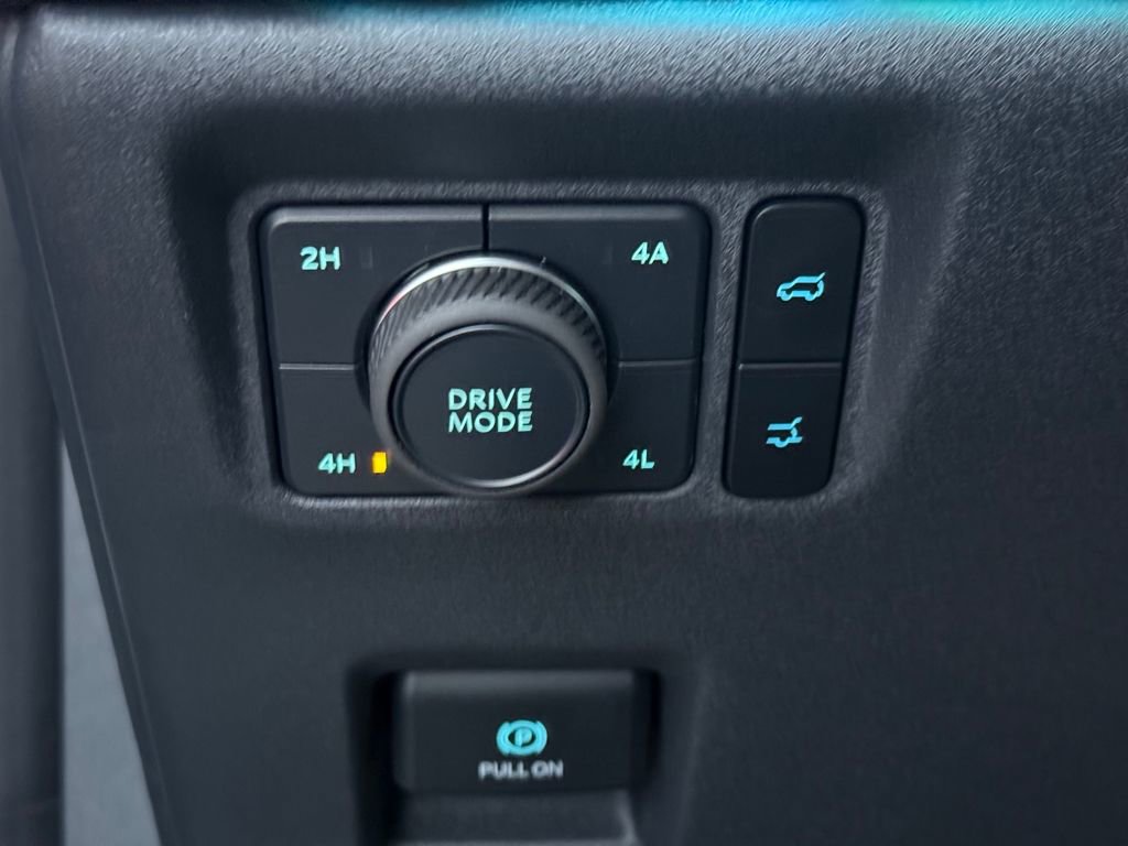 Certified 2025 Ford Expedition Max Platinum w/ Platinum Ultimate Package image 28