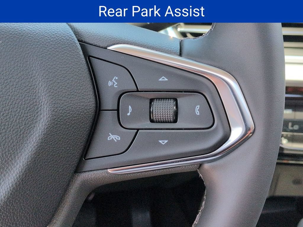 New 2026 Chevrolet Trax LT w/ Sunroof Package FWD image 14
