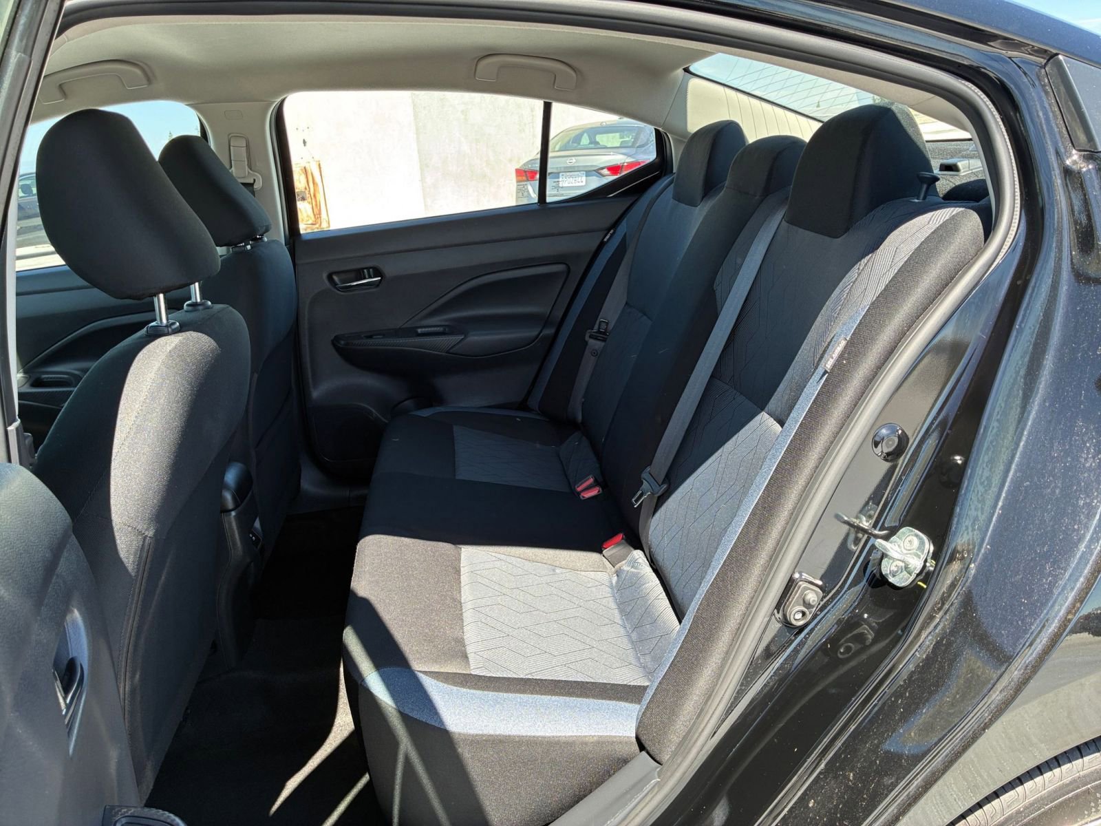 Used 2025 Nissan Versa SV FWD image 23