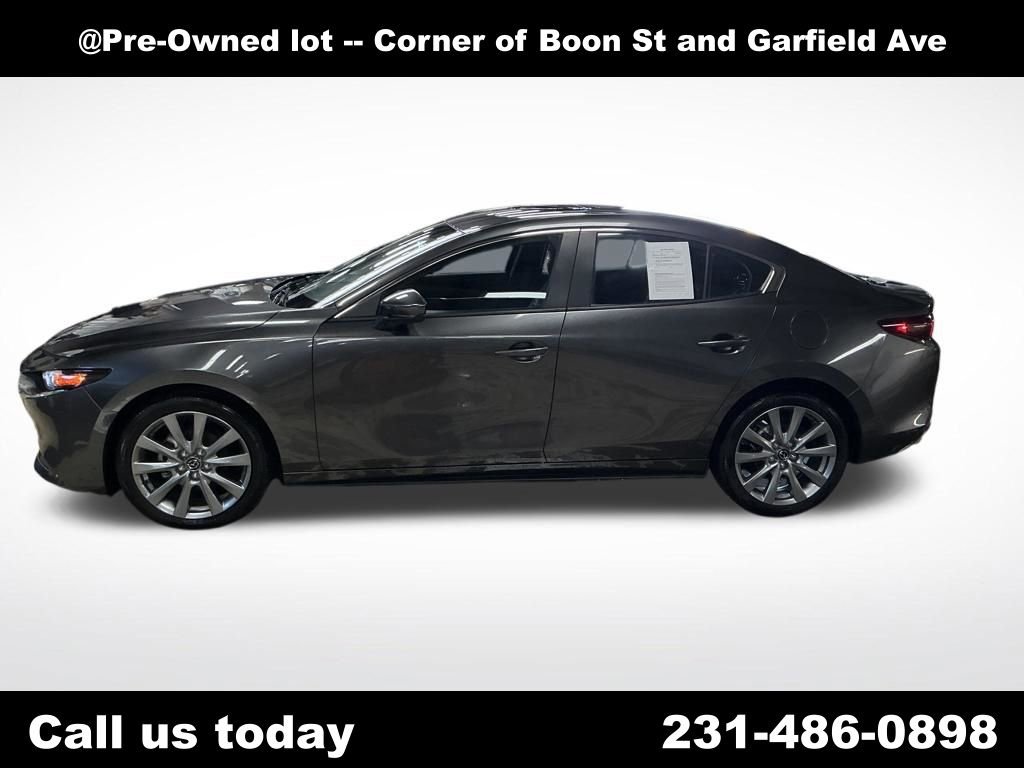 Used 2025 MAZDA MAZDA3 s image 2