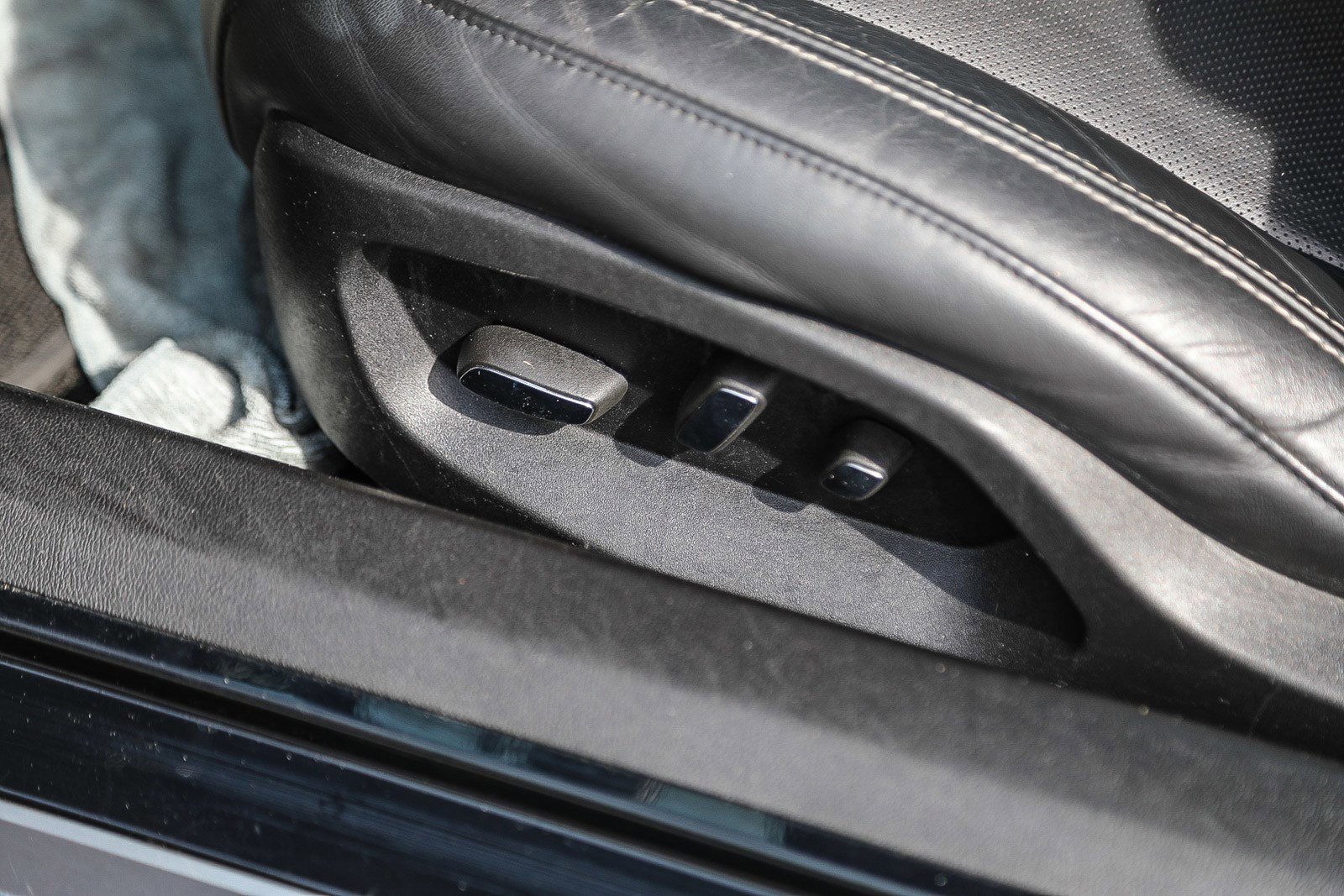 Used 2014 Chevrolet Corvette Stingray Coupe w/ 3LT Preferred Equipment Group image 17