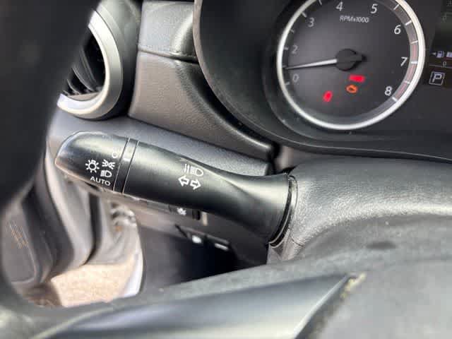 Used 2020 Nissan Versa S FWD image 16