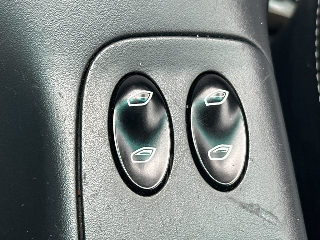 Used 2002 Porsche 911 Carrera RWD image 29