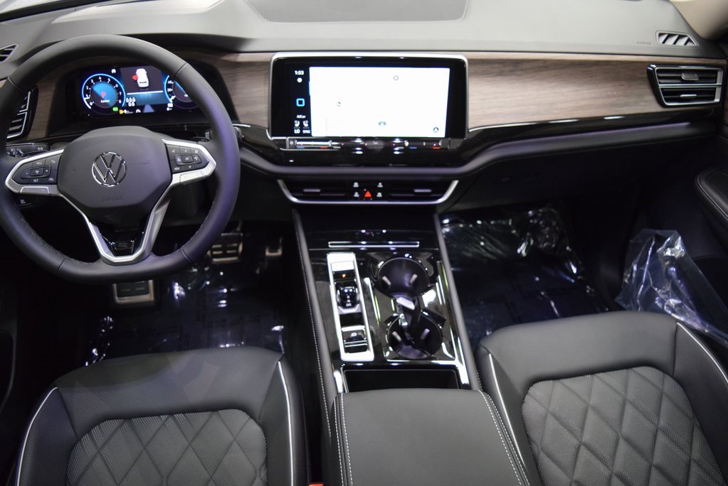 New 2025 Volkswagen Atlas SEL Premium R-Line image 8