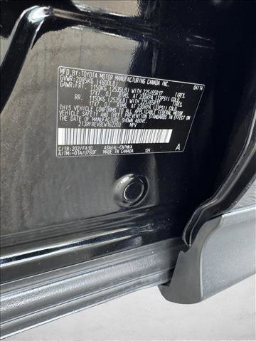 Used 2014 Toyota RAV4 XLE AWD/4WD image 22