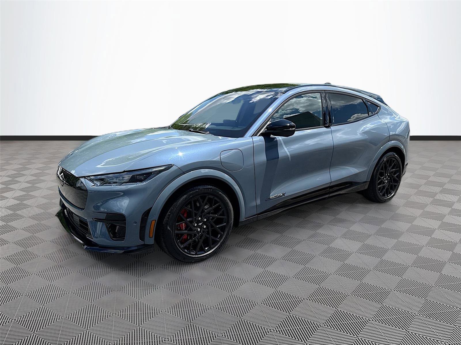 Used 2023 Ford Mustang Mach-E GT w/ GT Performance Edition AWD/4WD image 3