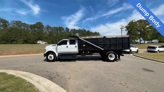 Used 2022 Ford F650 2WD Crew Cab Super Duty image 2