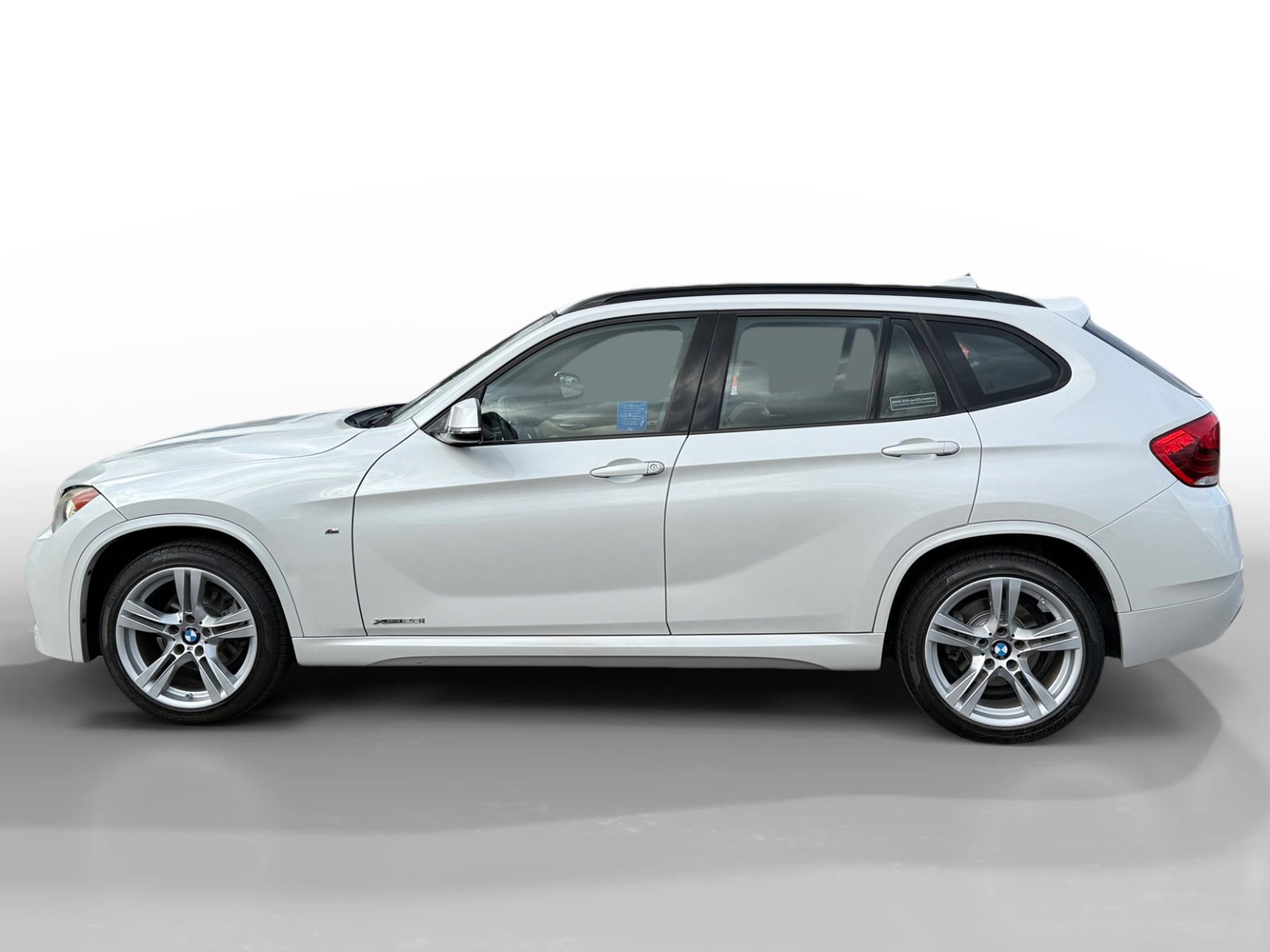 Used 2014 BMW X1 xDrive28i image 2