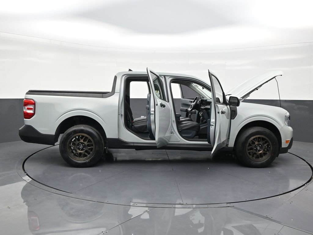 Used 2023 Ford Maverick XL FWD image 29