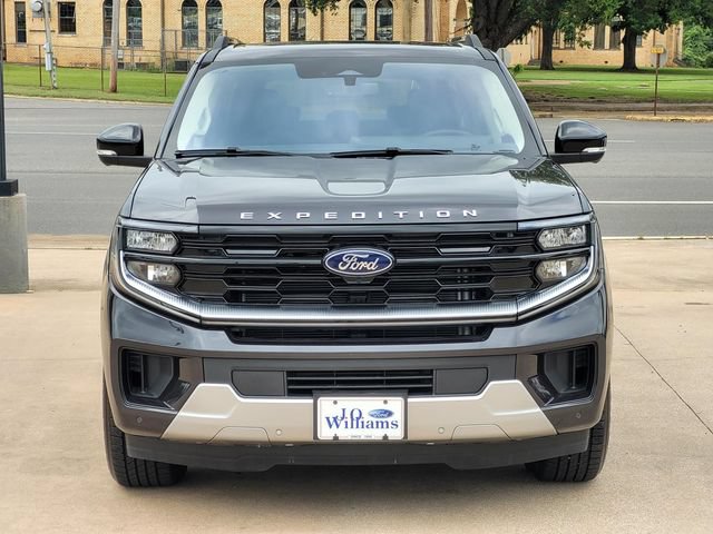 Used 2025 Ford Expedition Max Platinum AWD/4WD image 2
