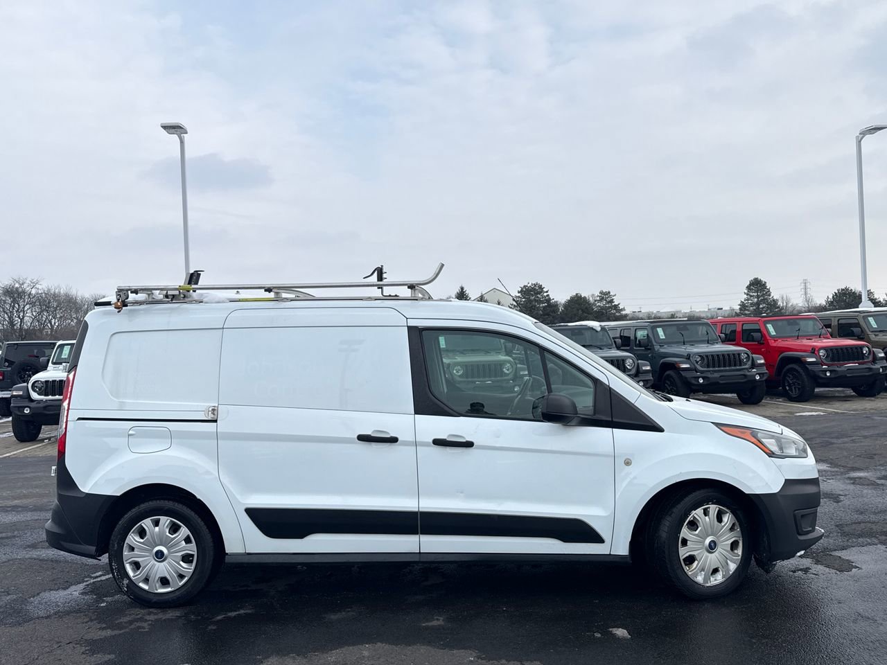 Used 2020 Ford Transit Connect XL image 2