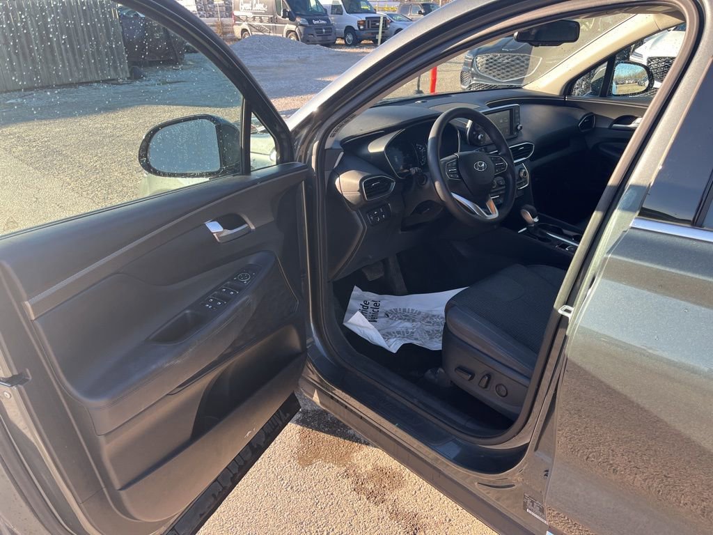 Used 2019 Hyundai Santa Fe SEL image 12