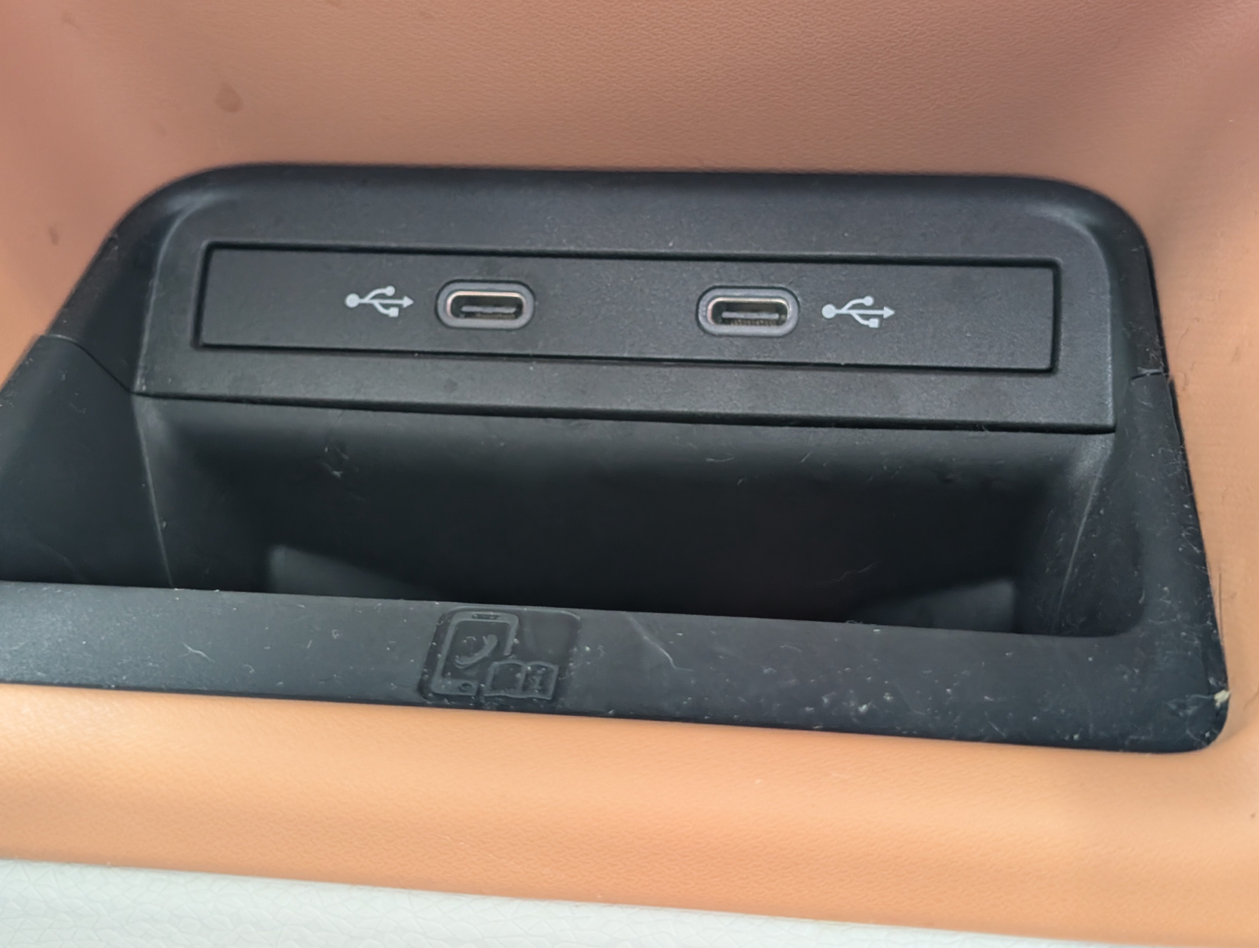 Used 2025 Volkswagen ID. Buzz 1st Edition AWD/4WD image 29