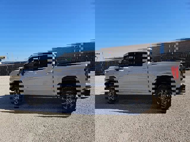 New 2026 GMC Sierra 1500 AT4X image 2