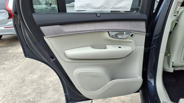 New 2026 Volvo XC90 B6 Ultra w/ Protection Package image 14