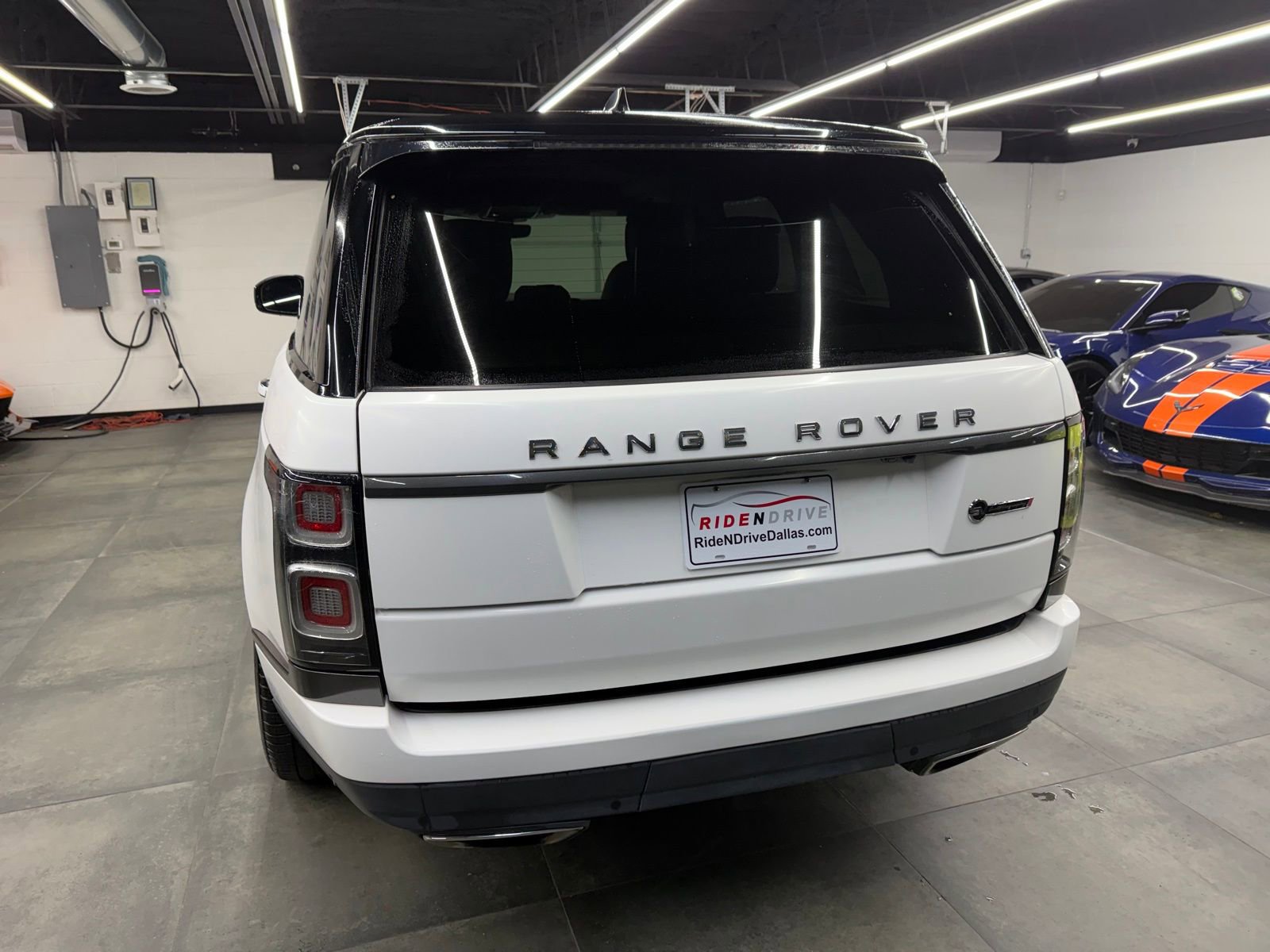 Used 2019 Land Rover Range Rover SV Autobiography Dynamic image 6