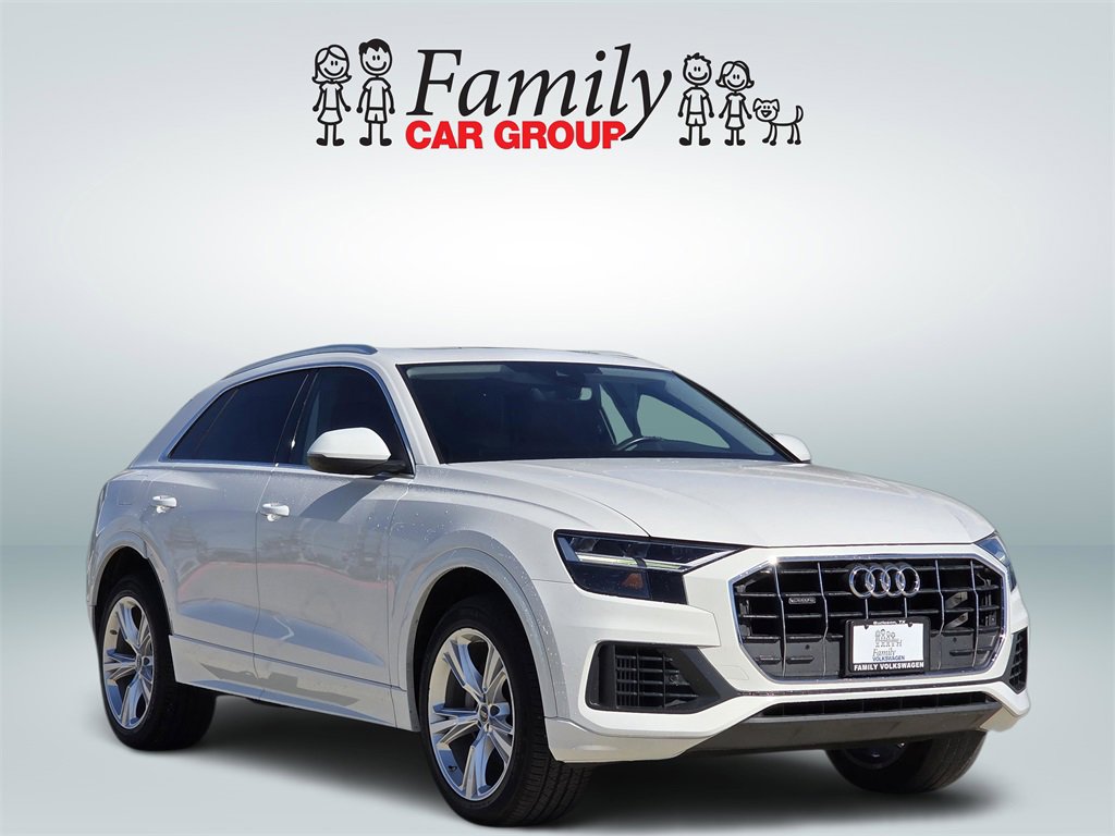 Used 2022 Audi Q8 Premium image 2