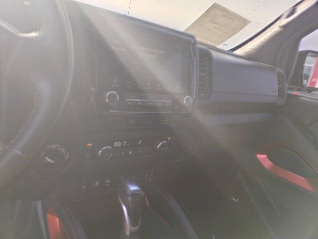 Used 2024 Nissan Frontier PRO-4X w/ Pro Premium Package AWD/4WD image 15