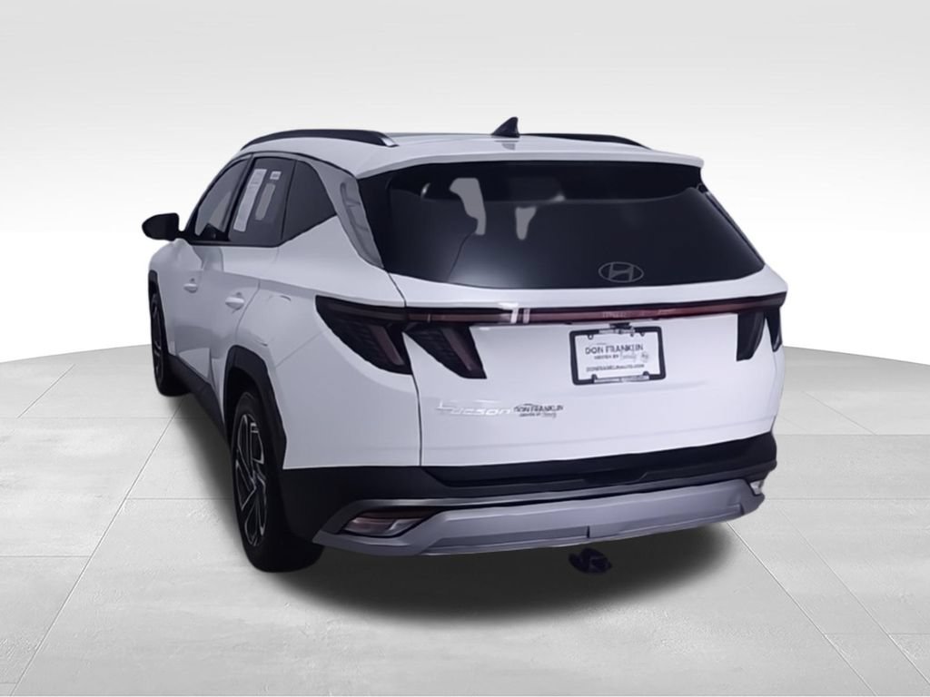 Used 2025 Hyundai Tucson Limited FWD image 8