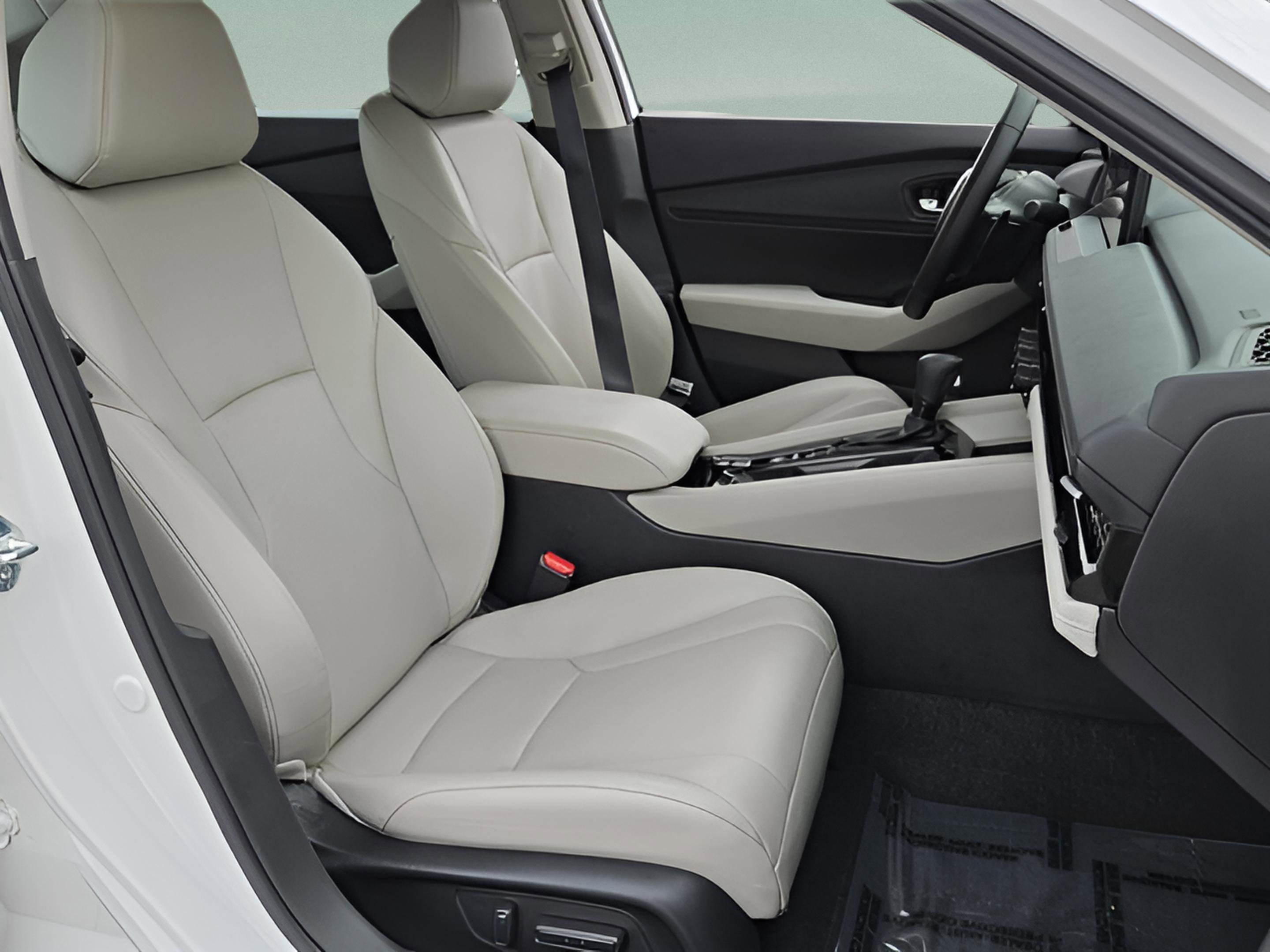 Certified 2025 Honda Accord EX-L image 17