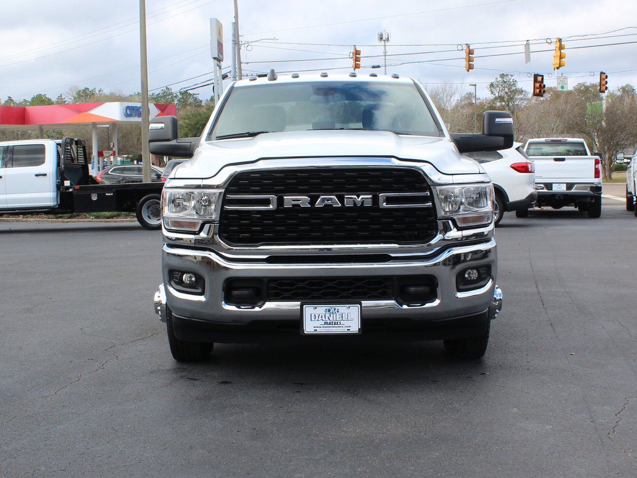 Used 2024 RAM 3500 SLT w/ Quick Order Package 2YG SLT image 9