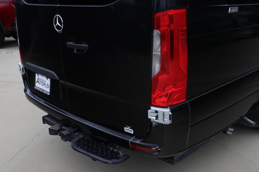 Used 2021 Mercedes-Benz Sprinter 3500 image 42