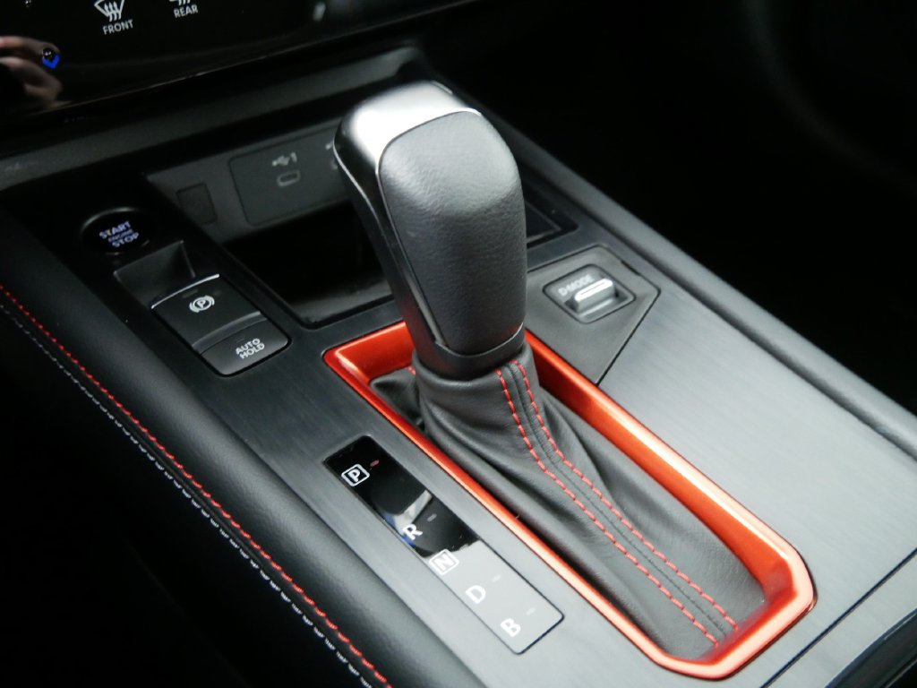 New 2027 Nissan Kicks SR AWD/4WD image 30