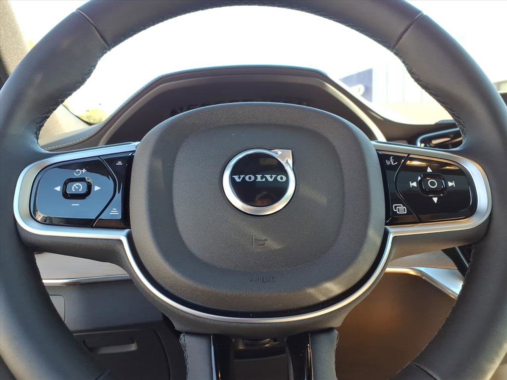 New 2026 Volvo XC90 B6 Plus w/ Protection Package AWD/4WD image 22