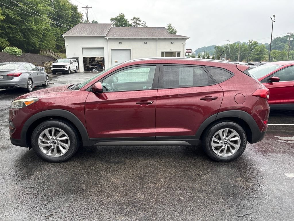 Used 2016 Hyundai Tucson SE w/ Option Group 02 AWD/4WD image 2