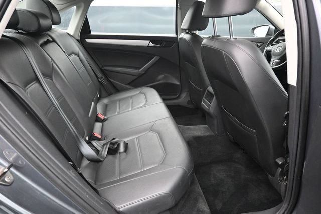 Used 2012 Volkswagen Passat 2.5 SE FWD image 21