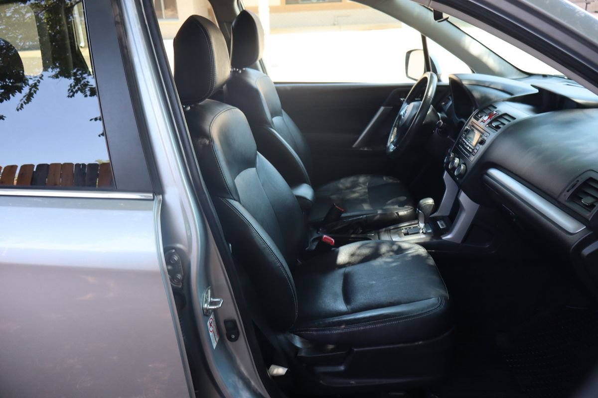 Used 2015 Subaru Forester 2.5i Limited AWD/4WD image 22