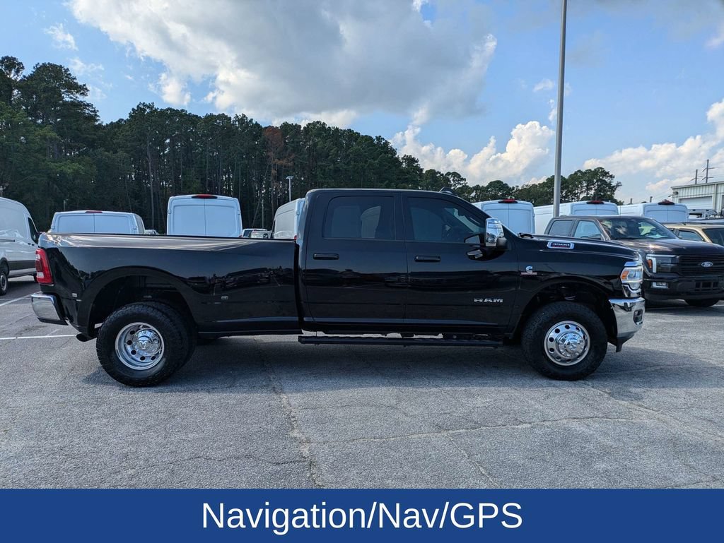 Used 2024 RAM 3500 Laramie AWD/4WD image 3