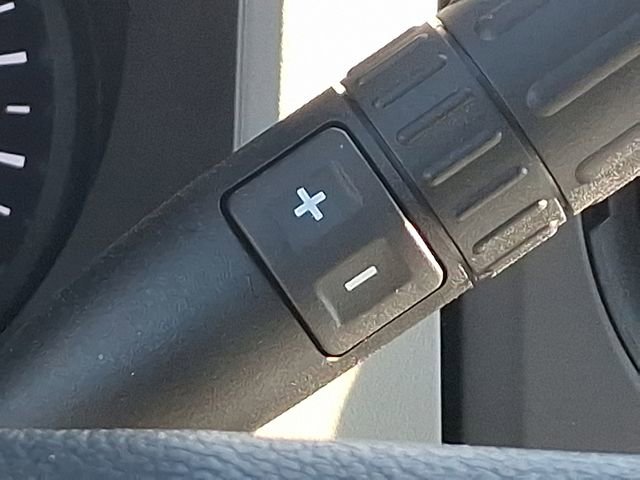 Used 2023 Ford F650 2WD Regular Cab Super Duty image 24