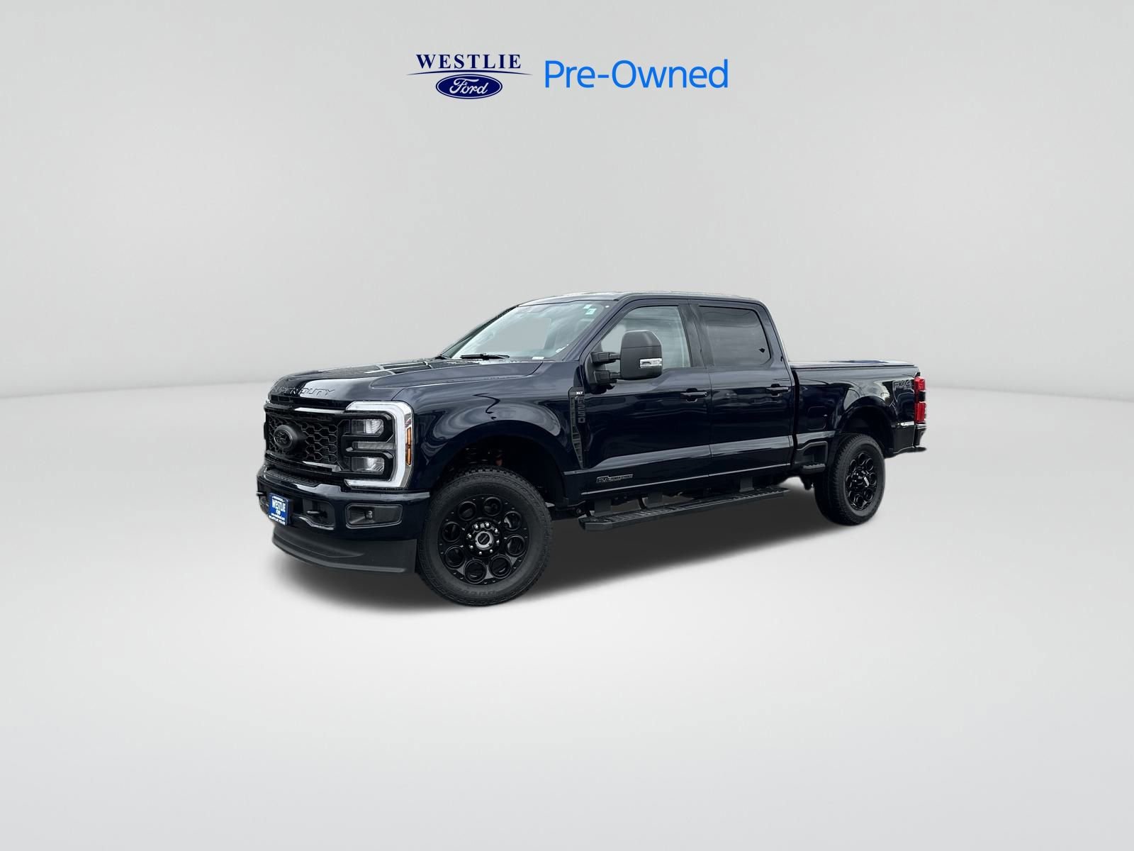 Used 2025 Ford F250 XLT w/ Black Appearance Package