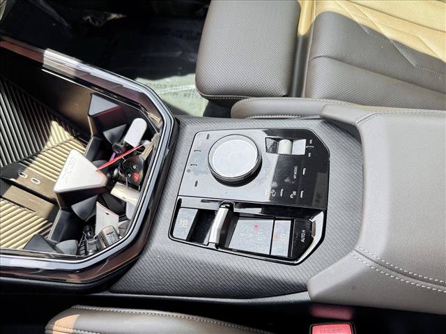 Used 2025 BMW X3 xDrive30i w/ Convenience Package AWD/4WD image 16