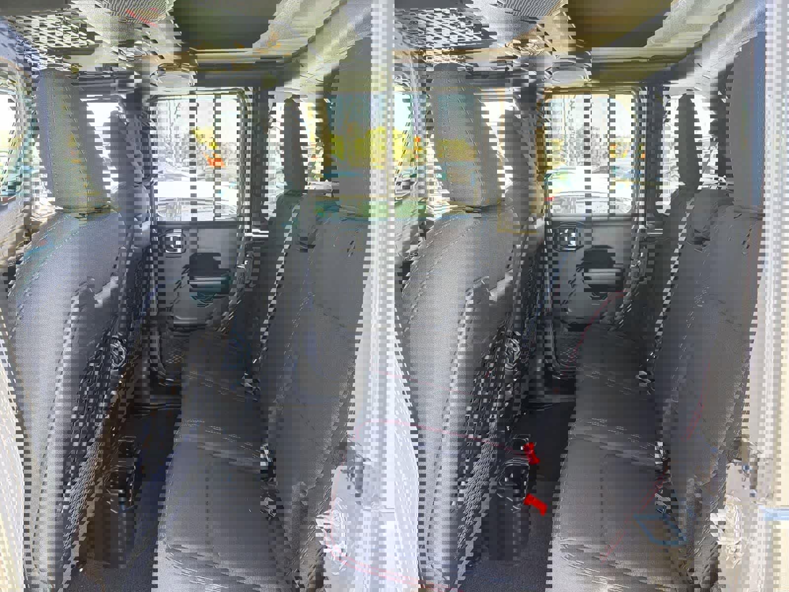 Used 2021 Jeep Wrangler Unlimited Rubicon image 27