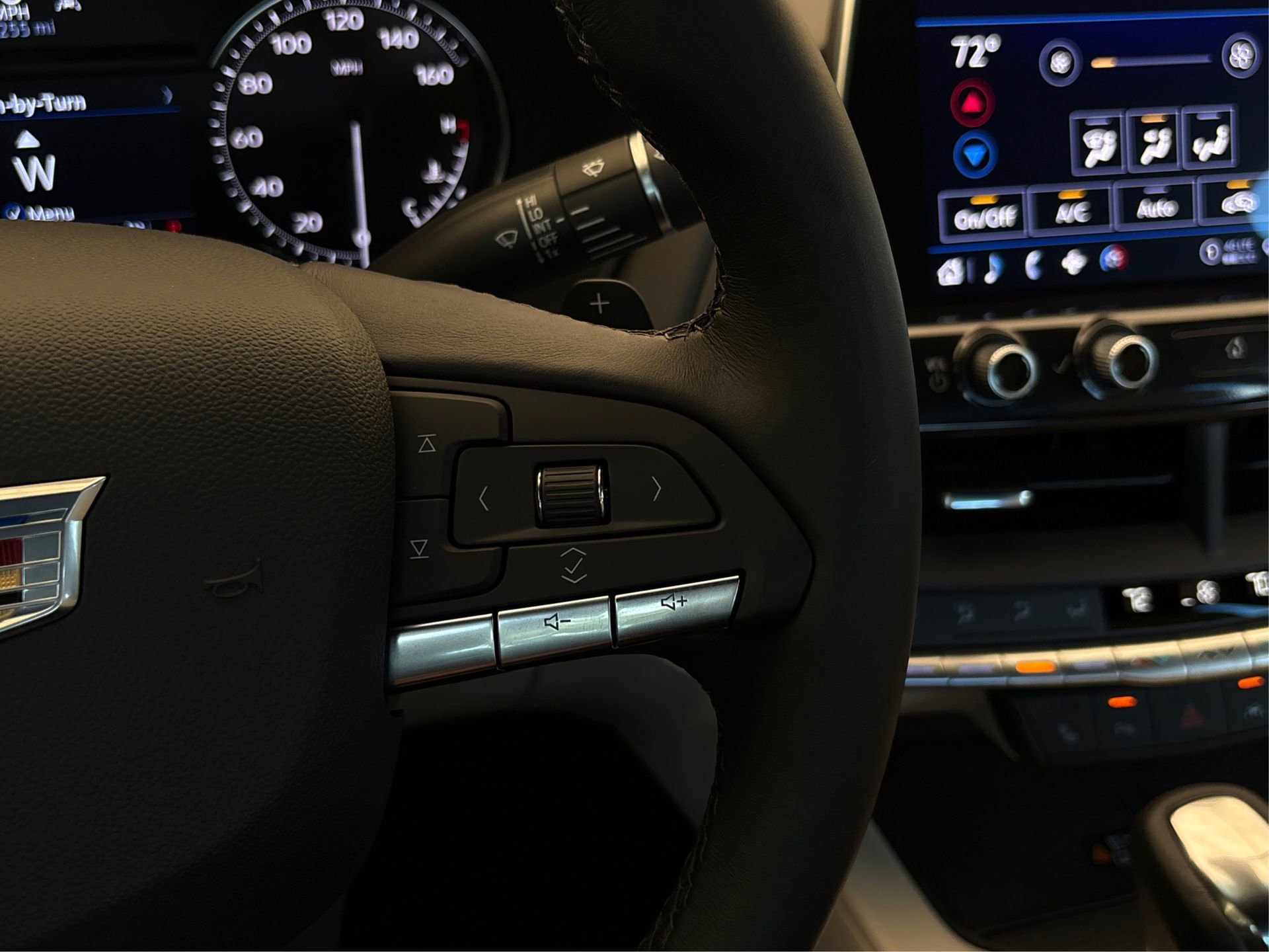 Used 2026 Cadillac CT4 Luxury image 28