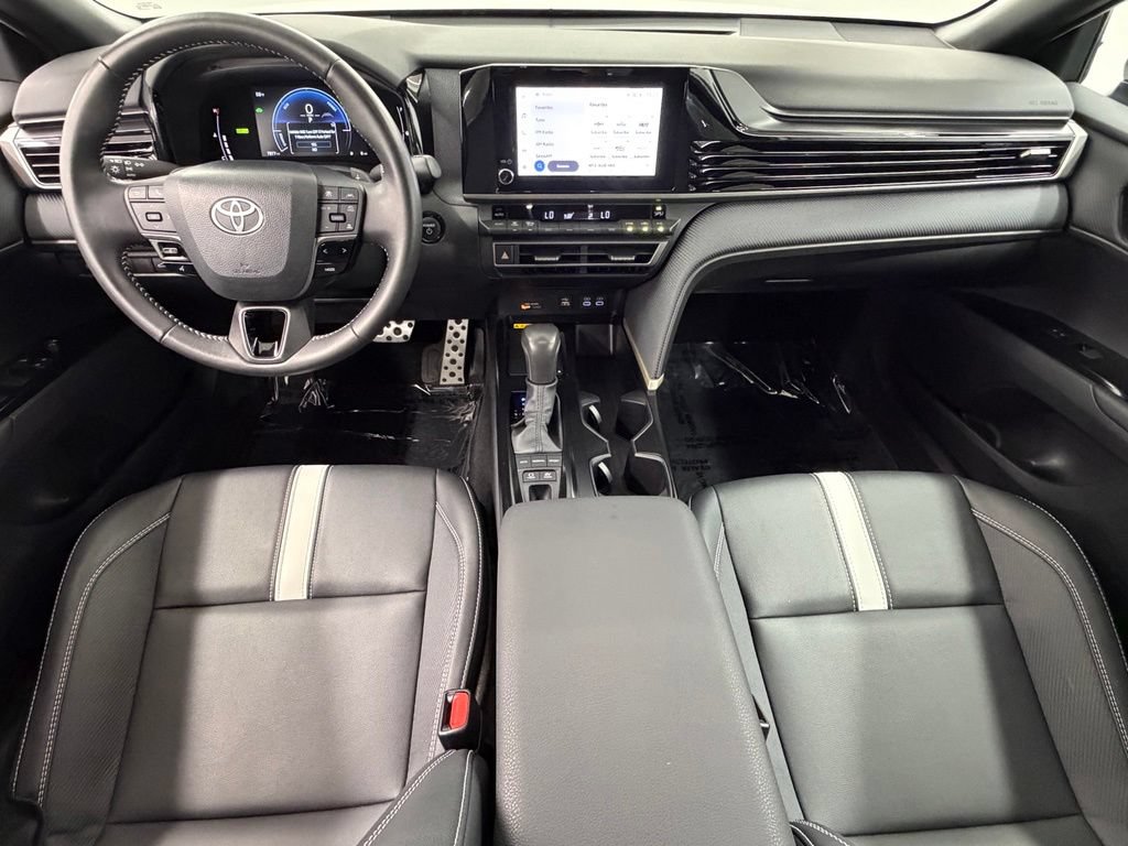 Used 2026 Toyota Camry SE FWD image 37