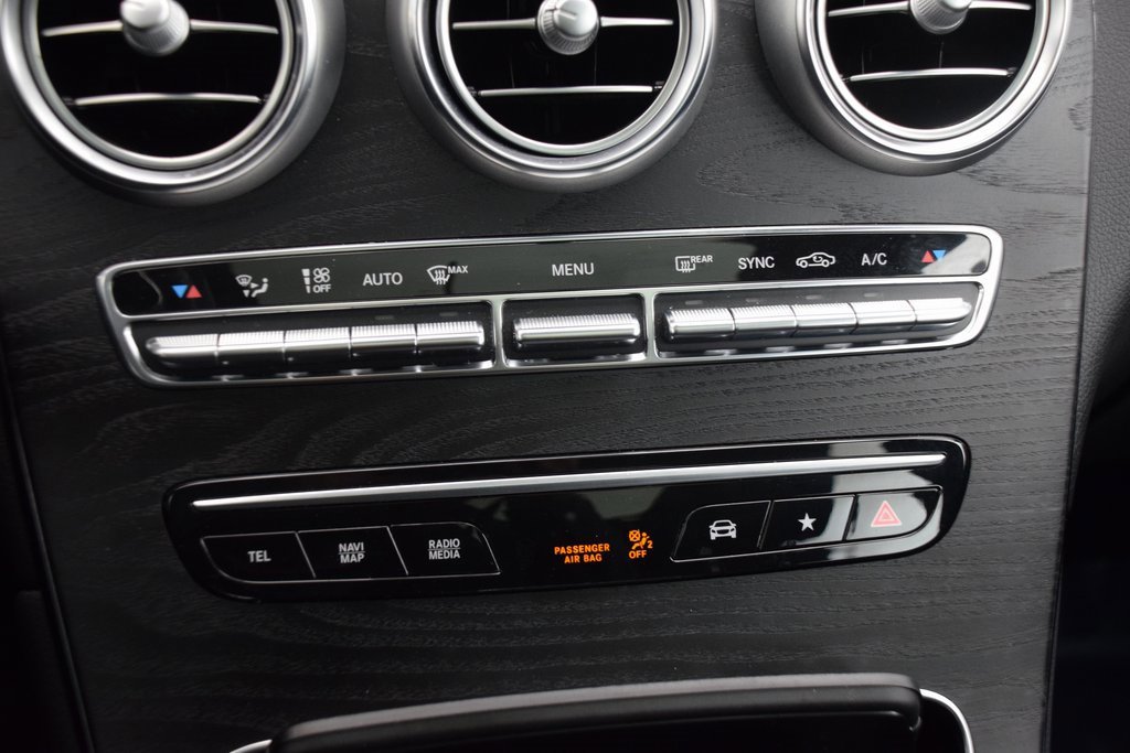 Used 2022 Mercedes-Benz GLC 300 image 27