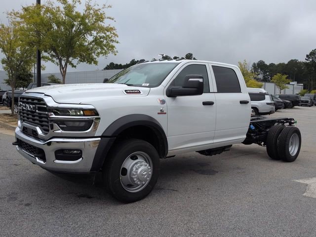 New 2026 RAM 4500 4x4 Crew Cab DRW image 7