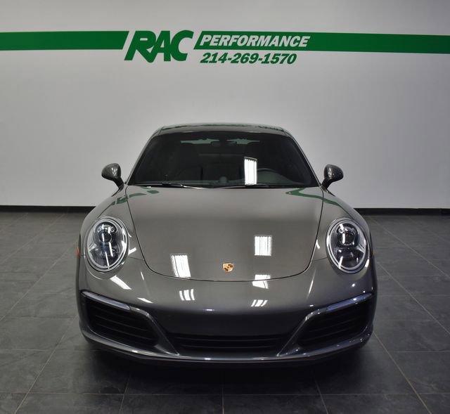 Used 2018 Porsche 911 Carrera RWD image 3