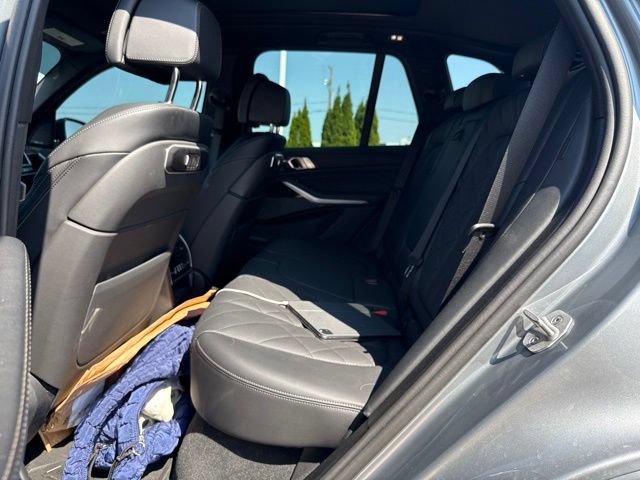 Certified 2025 BMW X5 xDrive40i w/ M Sport Package AWD/4WD image 10