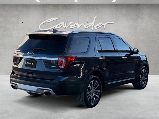 Used 2017 Ford Explorer Platinum image 16