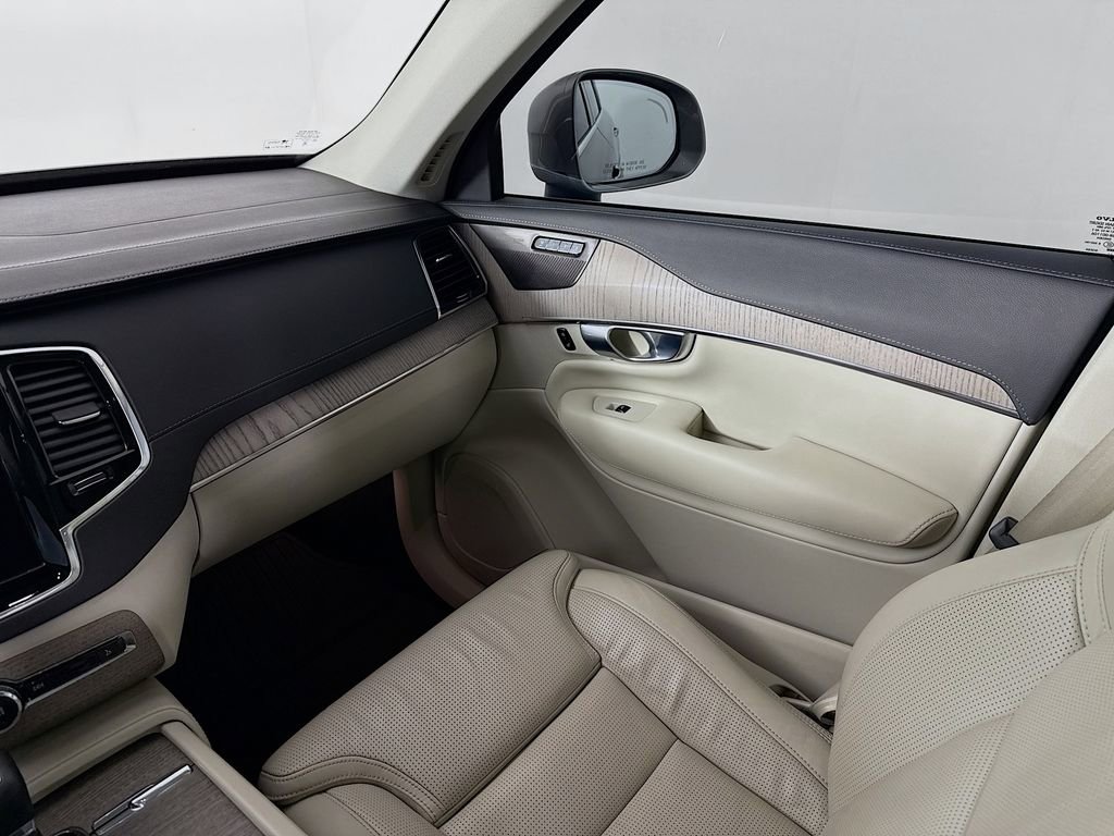 Used 2021 Volvo XC90 T6 Inscription w/ Advanced Package image 25