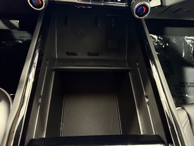 Used 2025 Chevrolet Silverado EV LT image 38