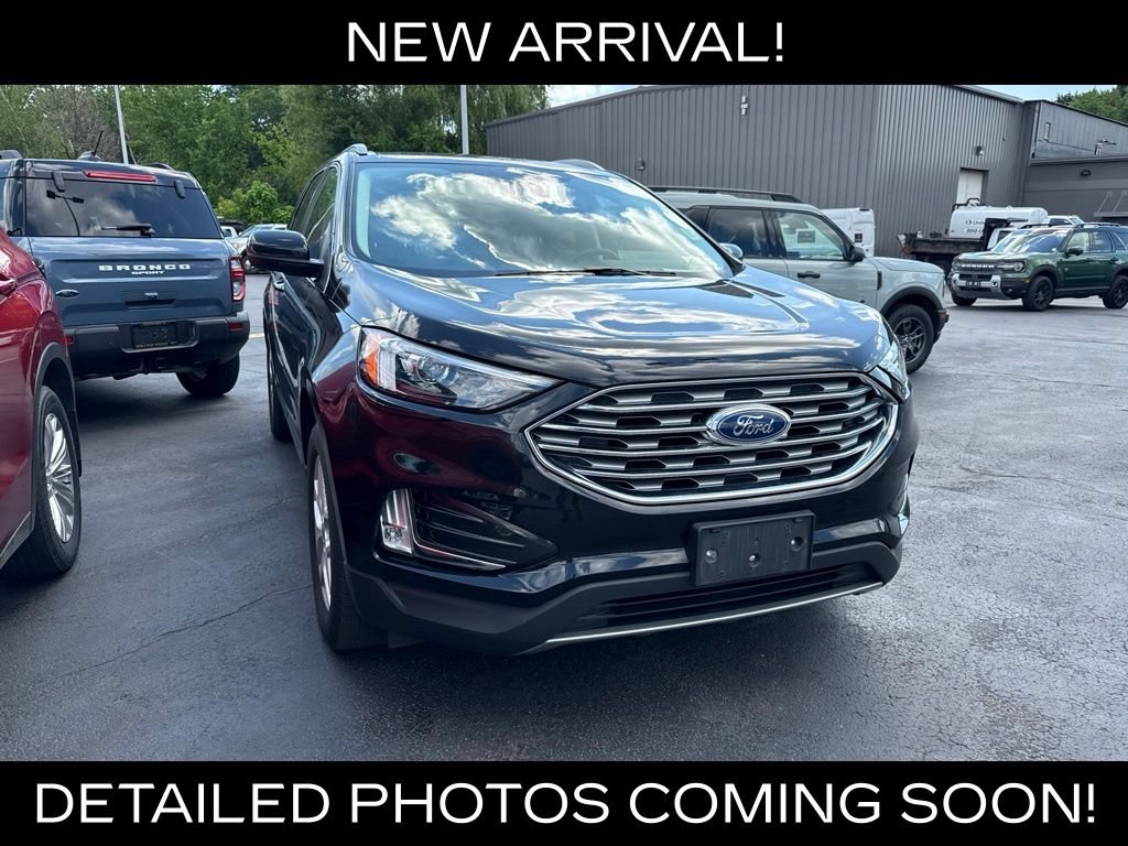 Used 2022 Ford Edge SEL w/ Convenience Package AWD/4WD image 2