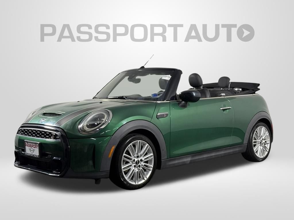 Used 2022 MINI Cooper S FWD image 1