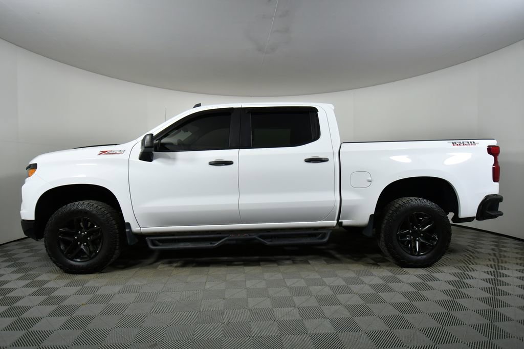 Used 2023 Chevrolet Silverado 1500 Custom Trail Boss AWD/4WD image 16