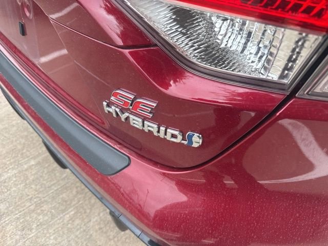 Used 2023 Toyota Corolla SE w/ SE Package FWD image 4