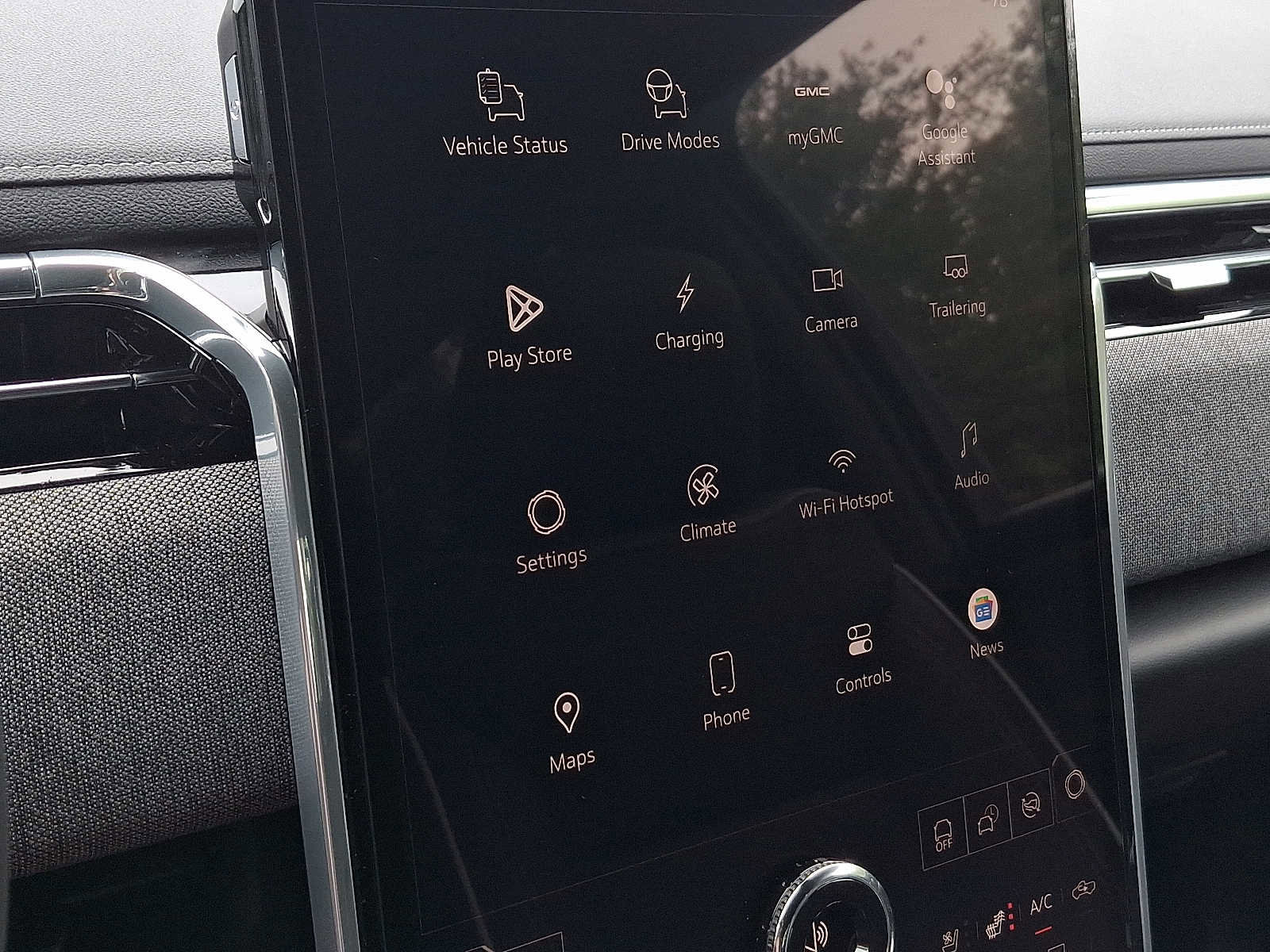 New 2026 GMC Sierra EV Elevation w/ Premium Package image 18